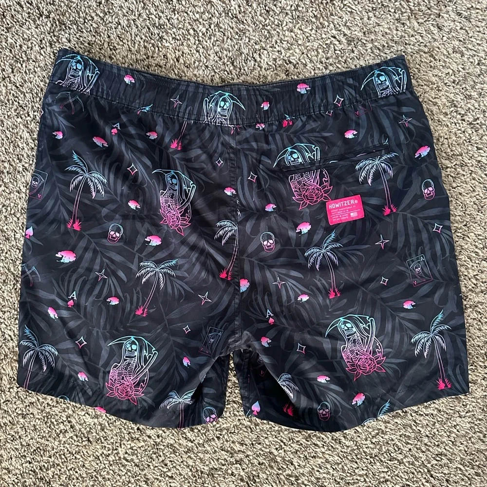 Howitzer Reaper Board Shorts XL - Picture 4 of 4